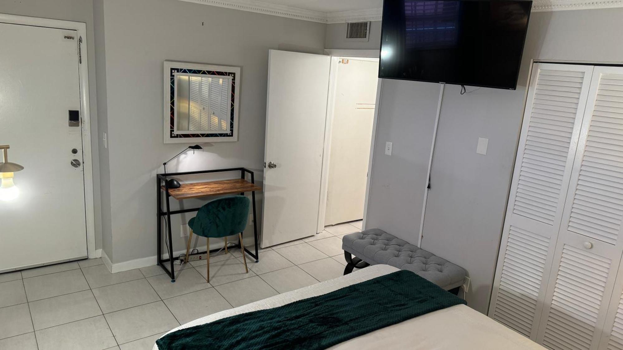 Fort Lauderdale Elegant Room Rental With Private Bath And Entrance Kültér fotó